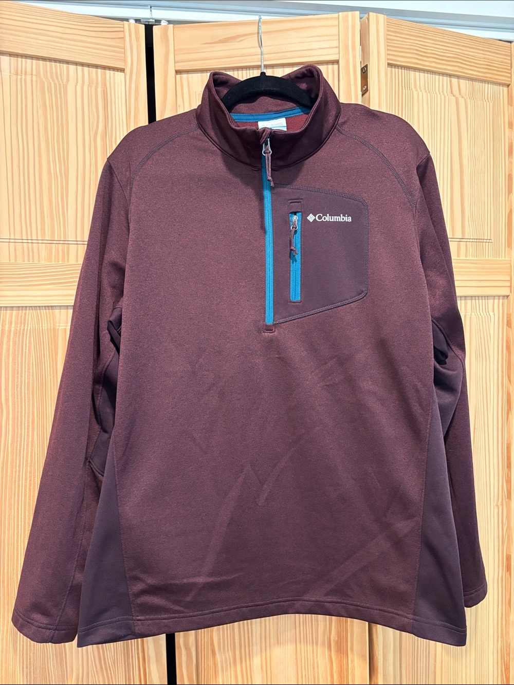 Columbia Men's Burgundy Jackson Creek Half-zip Pullover with Teal Accent